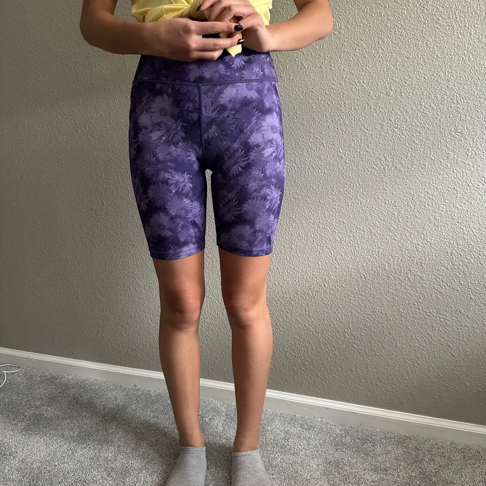 Mondetta Purple Bike Shorts Athletic Stretchy Fit